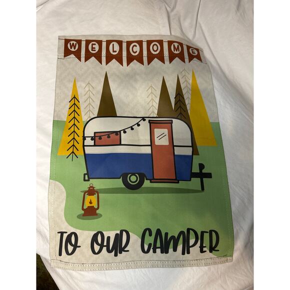 EUC Camping World "Welcome to Our Camper" Garden Flag 12" x 18" - Picture 1 of 2
